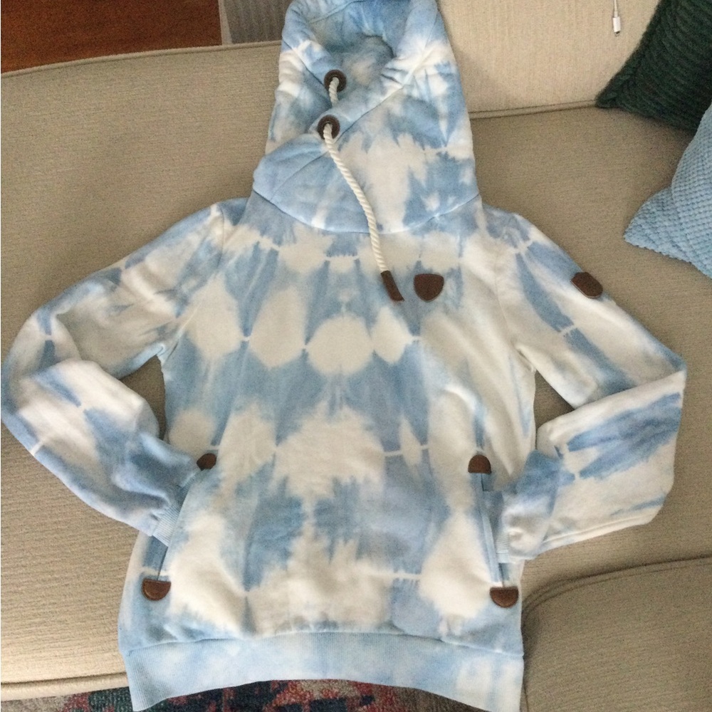 Wanakome Hoodie